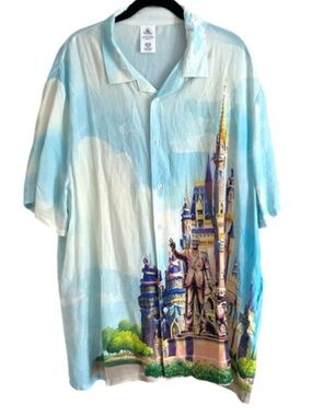 Walt Disney World graphic button up shirt xl